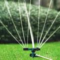 Havesprinkler Vandsprinkler Automatisk 360-graders roterende 3-armet sprøjte Plænevandingssystem med jordstik af plast