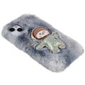 3D Plush Furry Vinter iPhone 14 Plus TPU Cover - Grå Spaceman